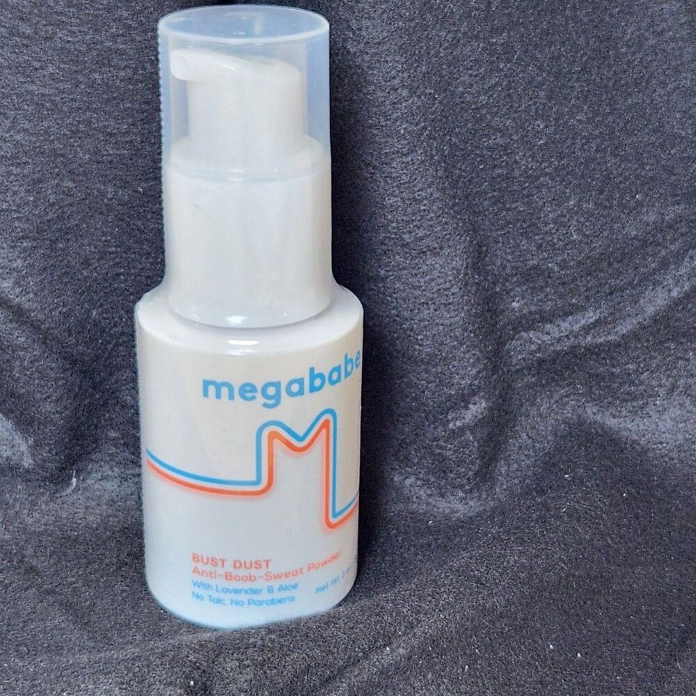 Megababe Bust Dust Sweat-Absorbing Powder Lavender & Aloe Talc-Free All Natural